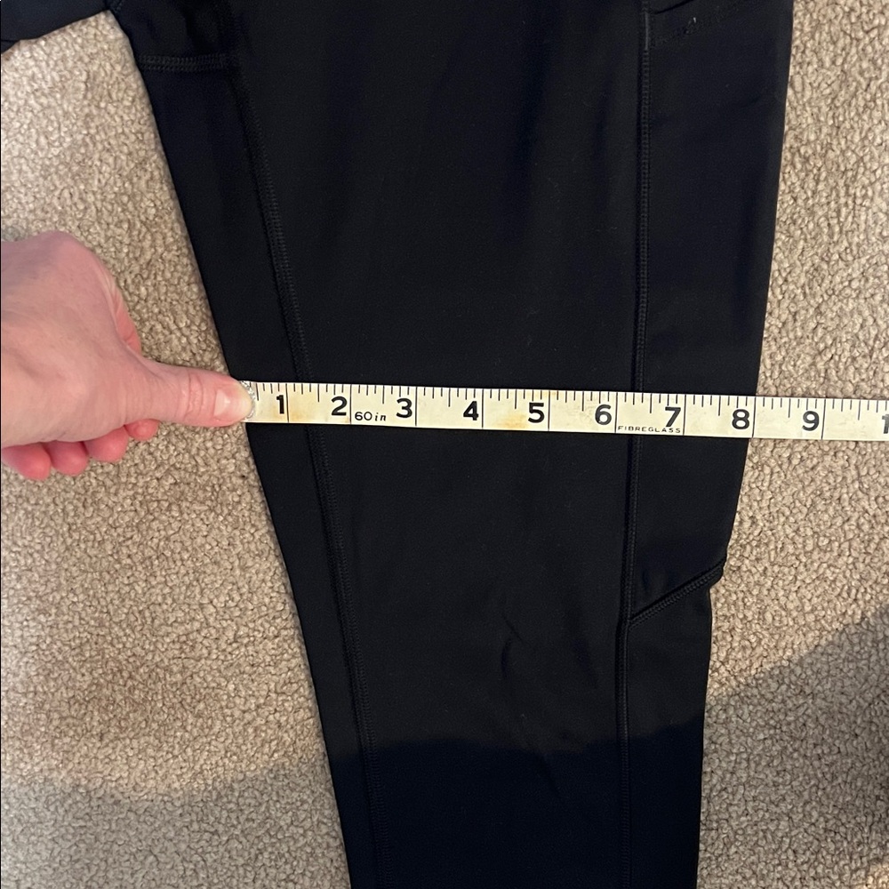Black Lululemon 25” Leggings - Picture 5 of 6